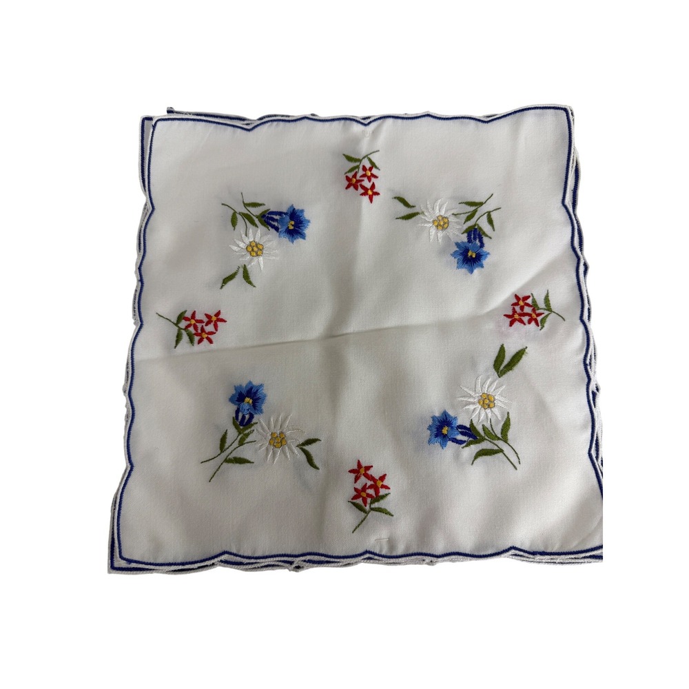 VTG White Dinner‎ Napkins Embroidered Floral Scalloped Easter Dinner Spring 10"